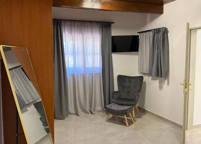 Villa Casa Loma 2 Petaloudes